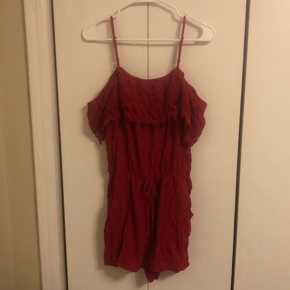 ❗️6 for $20❗️ NWT! Maurices Red Lace Romper - Picture 3 of 5